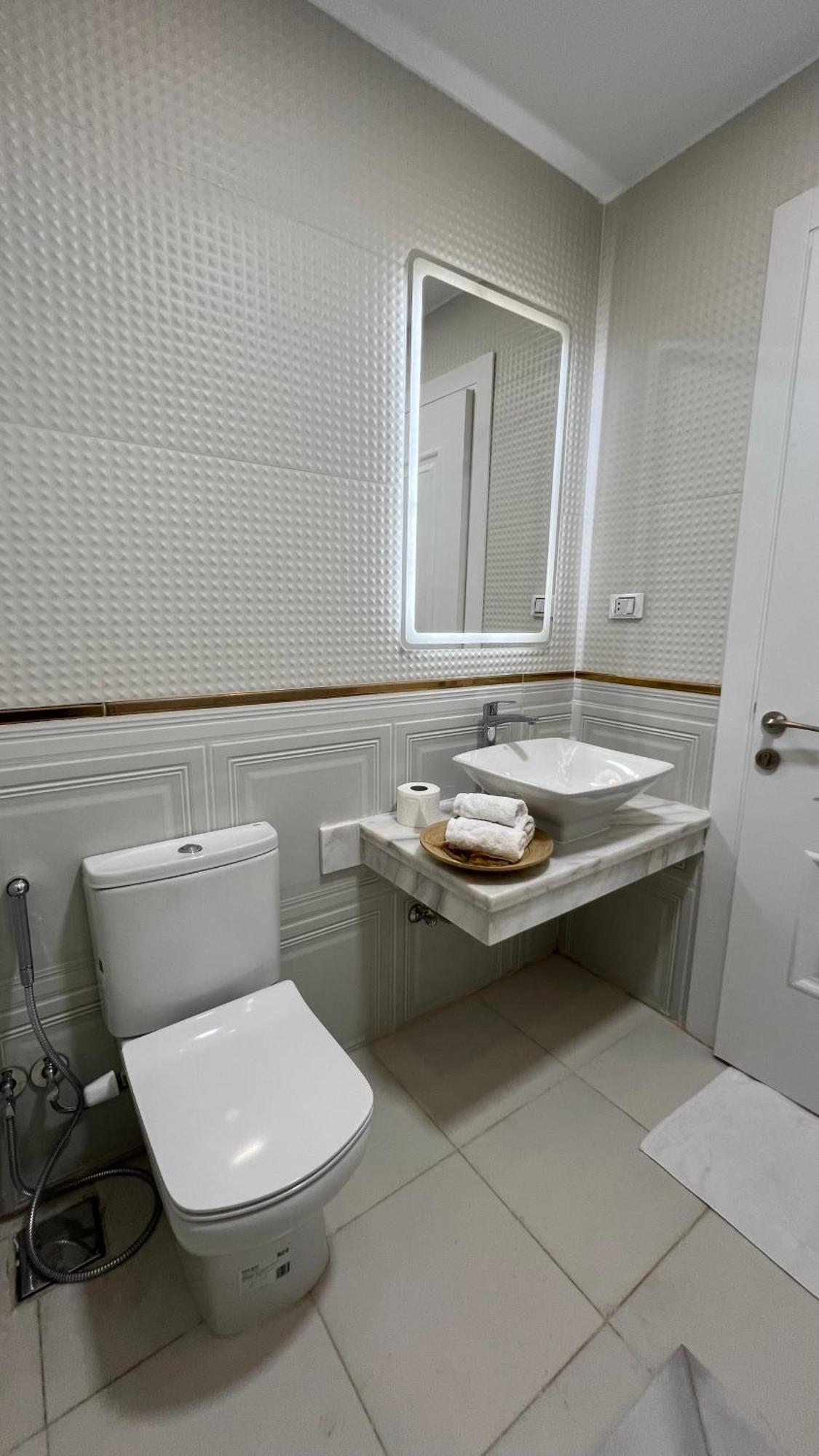 Apartment Special In Private In New 90 Street 255 Panafsig 11 *