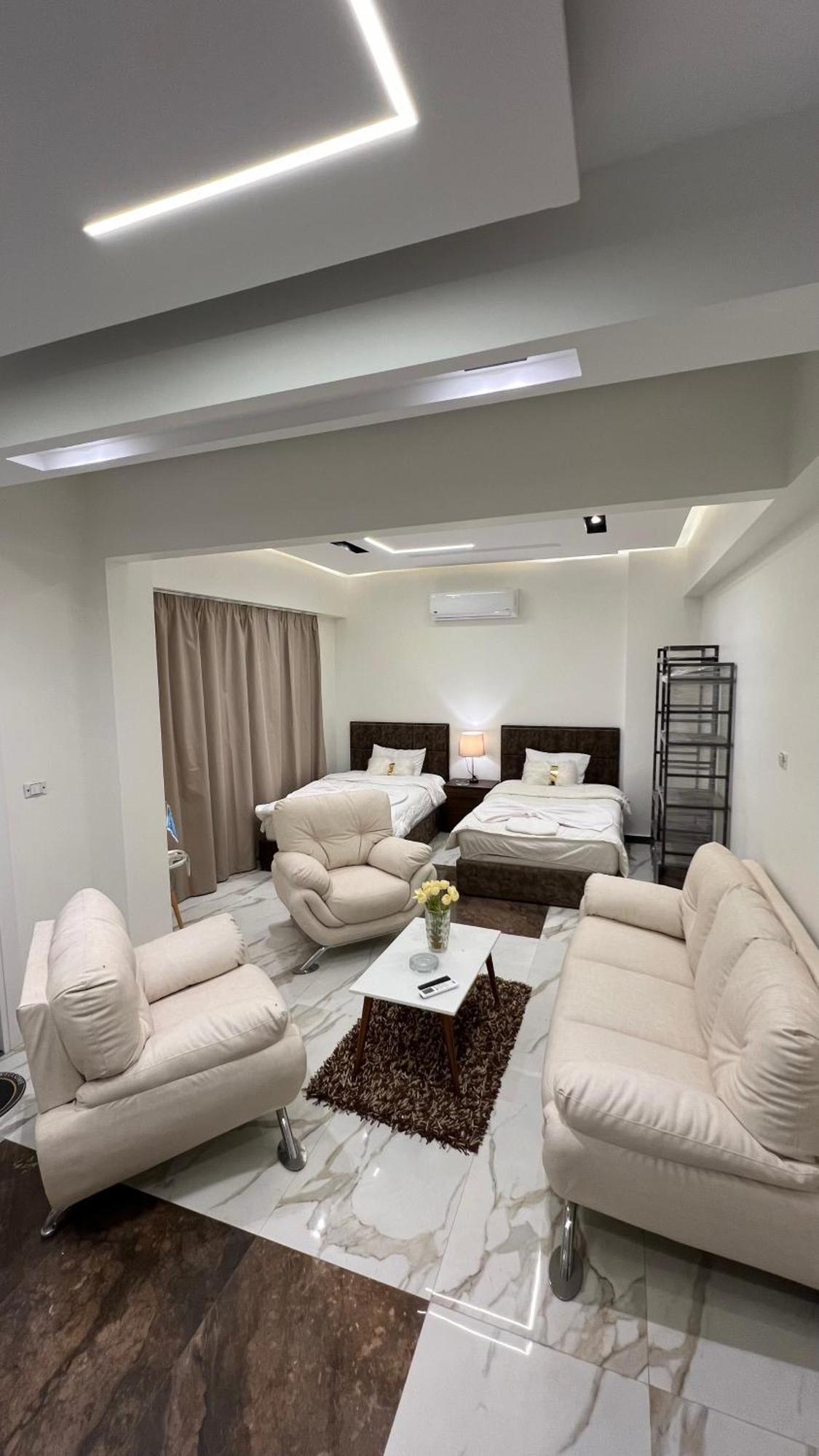 Special In Private In New 90 Street 255 Panafsig 11 Apartment