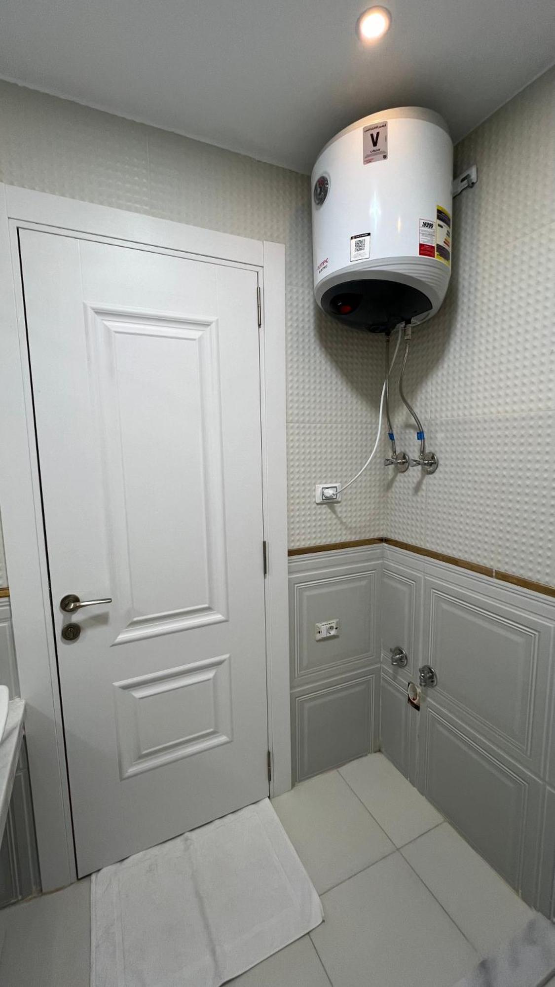 Special In Private In New 90 Street 255 Panafsig 11