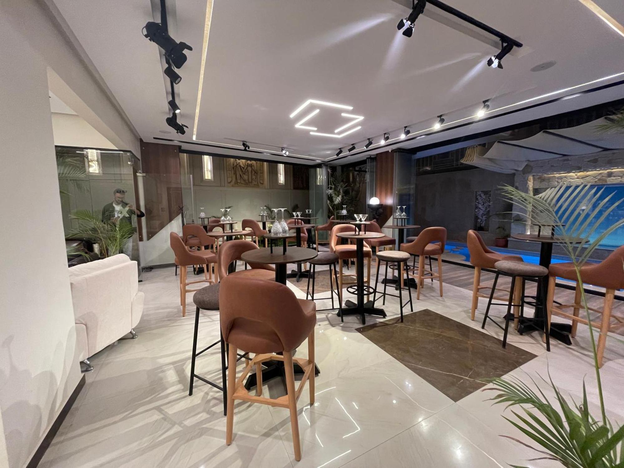 Apartment Special In Private In New 90 Street 255 Panafsig 11 *